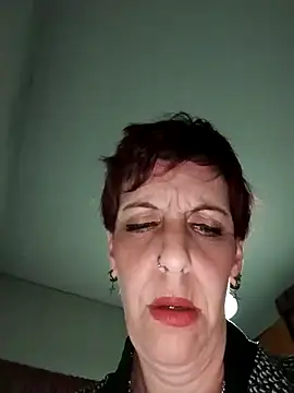 Juguetonafogosa5 online show from 28, 2, 2026