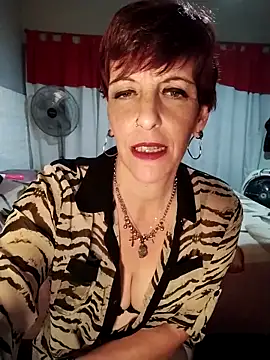 Juguetonafogosa5 online show from 21, 4, 2026