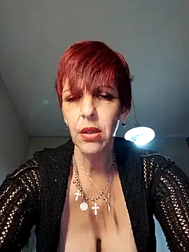 Juguetonafogosa5 online show from 17, 5, 2026