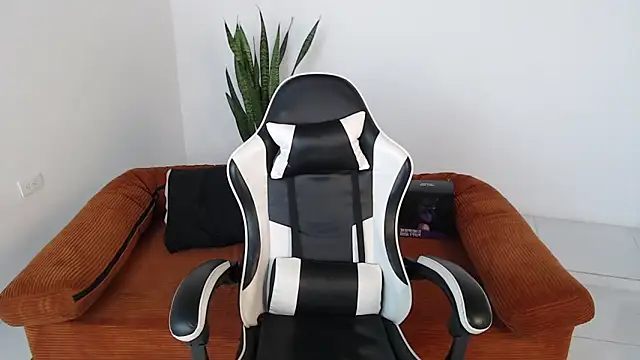 DarrenColleen online show from 23, 4, 2026