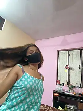 MissHermione2 online show from 13, 7, 2026