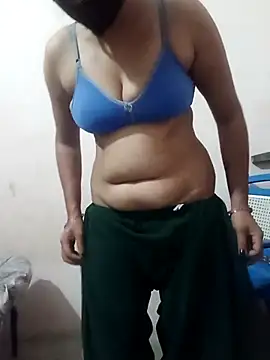 sexyqueen558 online show from 14, 4, 2026