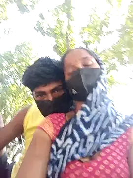 Shivanisingh4 online show from 14, 4, 2026