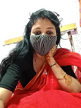 Priyaji7575 online show from 3, 3, 2026