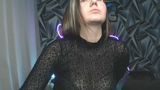 NikkiKiss    online show from 30, 3, 2026