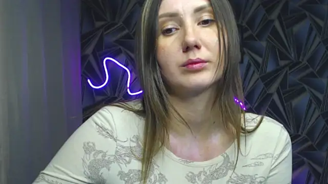 NikkiKiss    online show from 10, 4, 2026