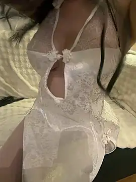 Snapshot of Mia-zhan chatting on 25, 4, 2026 Mia-zhan online show from 25, 4, 2026