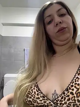 dalia0710 online show from 28, 2, 2026