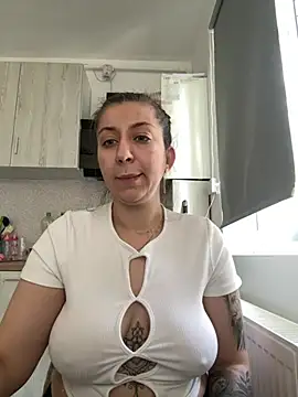 dalia0710 online show from 28, 4, 2026