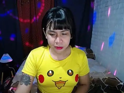 BriannaCruz24 online show from 20, 4, 2026