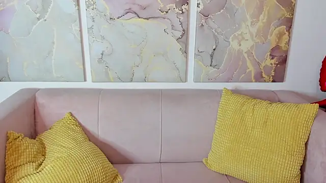 MollysMiawko online show from 23, 2, 2026