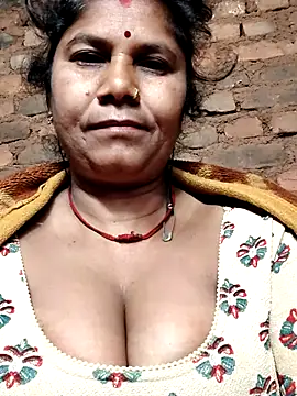 Hot di97 online show from 8, 3, 2026