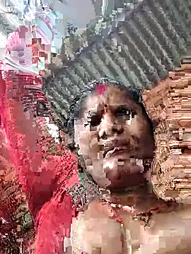 Hot di97 online show from 4, 4, 2026