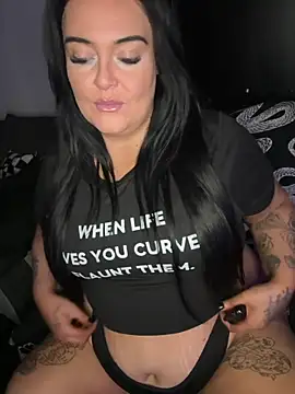 Miss CurvesXXX online show from 5, 7, 2026