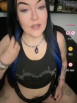 Miss CurvesXXX online show from 24, 4, 2026