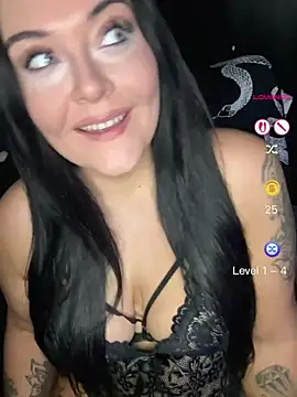 Miss CurvesXXX online show from 18, 6, 2026