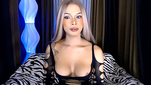 Snapshot of ShannelKeller chatting on 2, 7, 2026 ShannelKeller online show from 2, 7, 2026