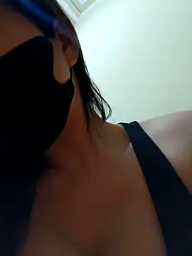 Lyly-68688 online show from 12, 4, 2026