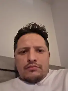 Alopez972 online show from 10, 4, 2026