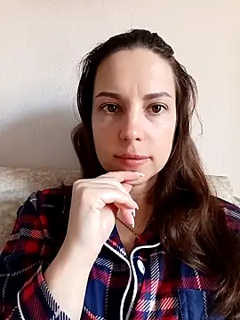 Snapshot of She-Moon chatting on 28, 4, 2026 She-Moon online show from 28, 4, 2026
