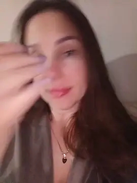 Snapshot of She-Moon chatting on 28, 5, 2026 She-Moon online show from 28, 5, 2026