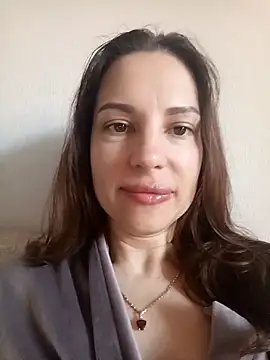 Snapshot of She-Moon chatting on 17, 5, 2026 She-Moon online show from 17, 5, 2026