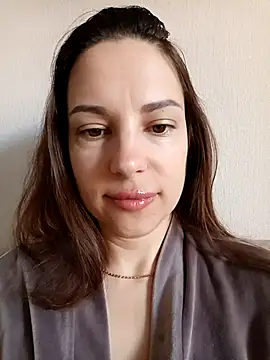 Snapshot of She-Moon chatting on 1, 5, 2026 She-Moon online show from 1, 5, 2026