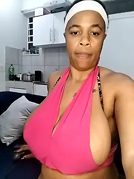 Snapshot of ClitorisBoobs chatting on 27, 7, 2026 ClitorisBoobs online show from 27, 7, 2026