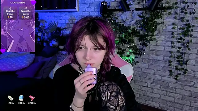 Ashley Veil online show from 19, 5, 2026
