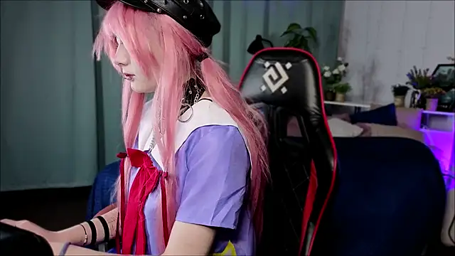 Ashley Veil online show from 13, 1, 2026