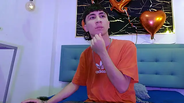 XanderGrey8 online show from 17, 2, 2026