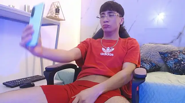 XanderGrey8 online show from 8, 4, 2026