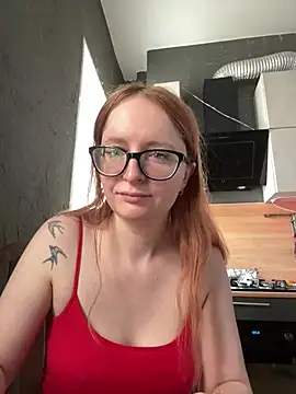 coy girl  online show from 18, 2, 2026