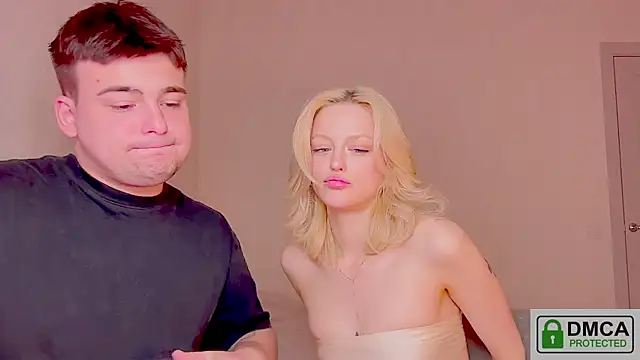 your molly mark  online show from 22, 4, 2026