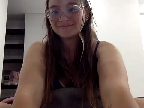 LOLA R  online show from 3, 2, 2026
