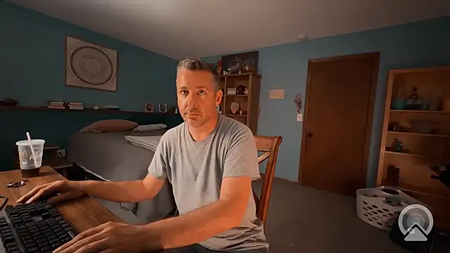 chrisw8140 online show from 20, 7, 2026