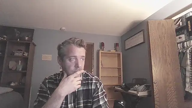 chrisw8140 online show from 19, 3, 2026