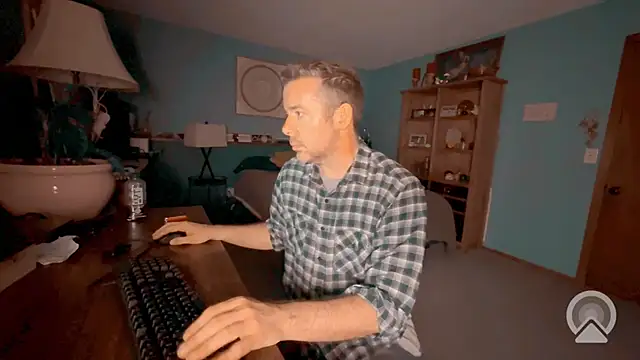 chrisw8140 online show from 28, 6, 2026