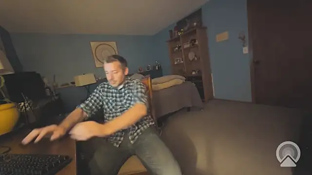 chrisw8140 online show from 21, 4, 2026