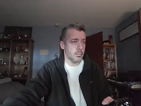 chrisw8140 online show from 7, 2, 2026