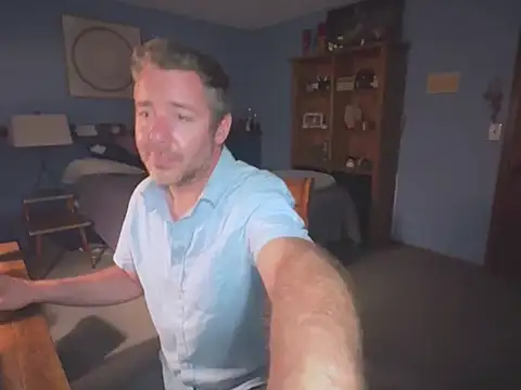 chrisw8140 online show from 15, 7, 2026