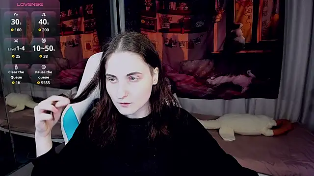 KiraDuvall online show from 2, 4, 2026