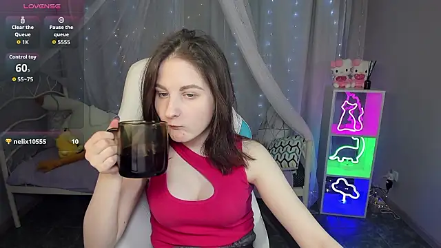 KiraDuvall online show from 8, 3, 2026