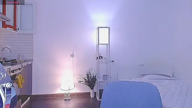 sailormoon666  online show from 14, 4, 2026