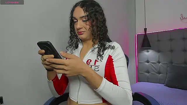 scarletcherry18 online show from 24, 2, 2026