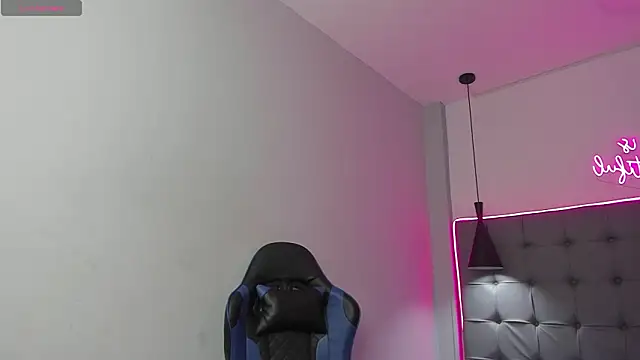 scarletcherry18 online show from 22, 2, 2026