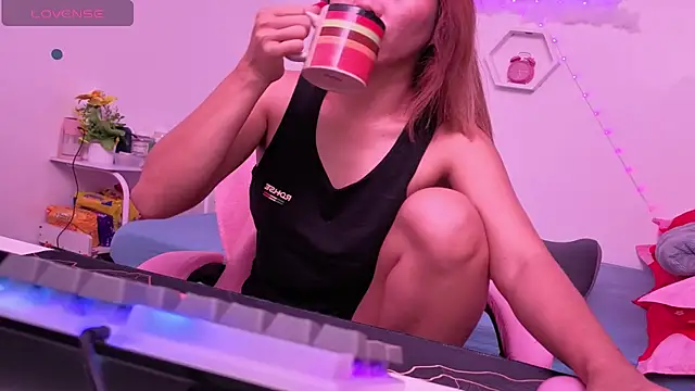 25sweetlilbunny online show from 16, 5, 2026