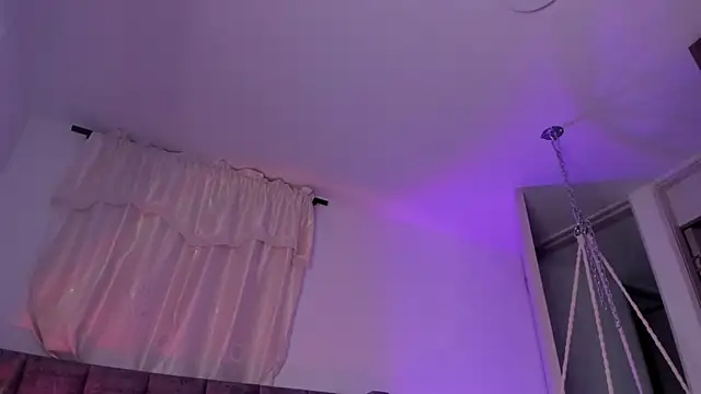 miss  charlotte7 online show from 13, 4, 2026