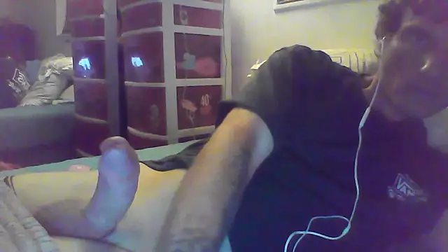 Snapshot of HungandHynotic chatting on 11, 3, 2026 HungandHynotic online show from 11, 3, 2026