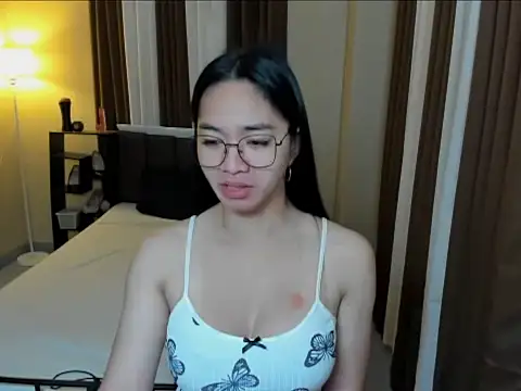 Asian Bigcock Marian online show from 8, 4, 2026